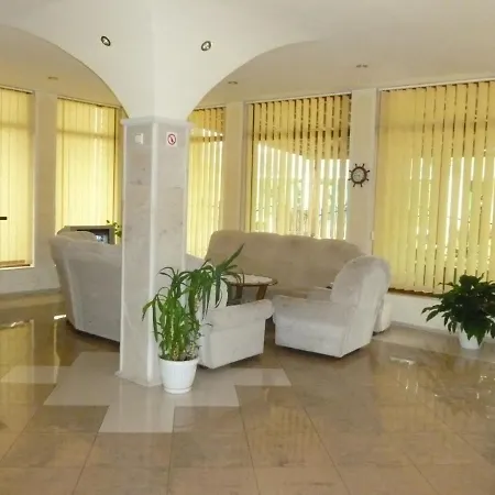 Vila Victoria Primorsko * 普里莫尔斯科