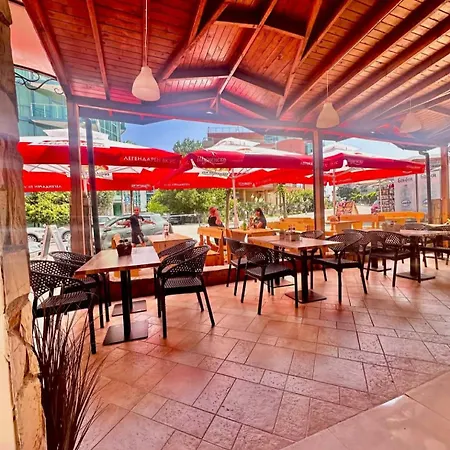 Victoria *