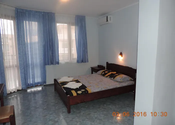 Hotel apartamentowy Victoria *